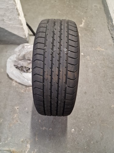 Auto reifen auf alu felgen - reifen,
